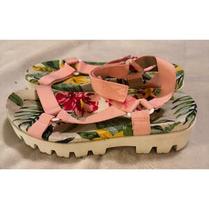 Charles David Pink Platform Chunky Sandals sz 7.5 strappy tropical beach